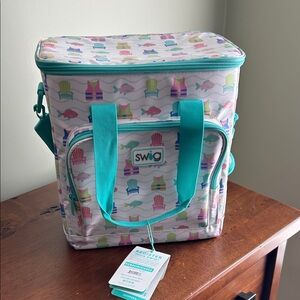 Swig Insulated Party Cooler Bag - Multicolor